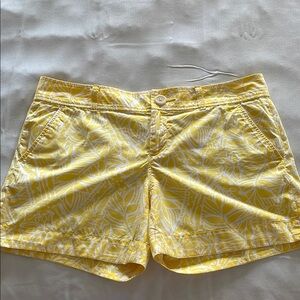 Lilly Pulitzer Vintage Yellow and White Shorts 6